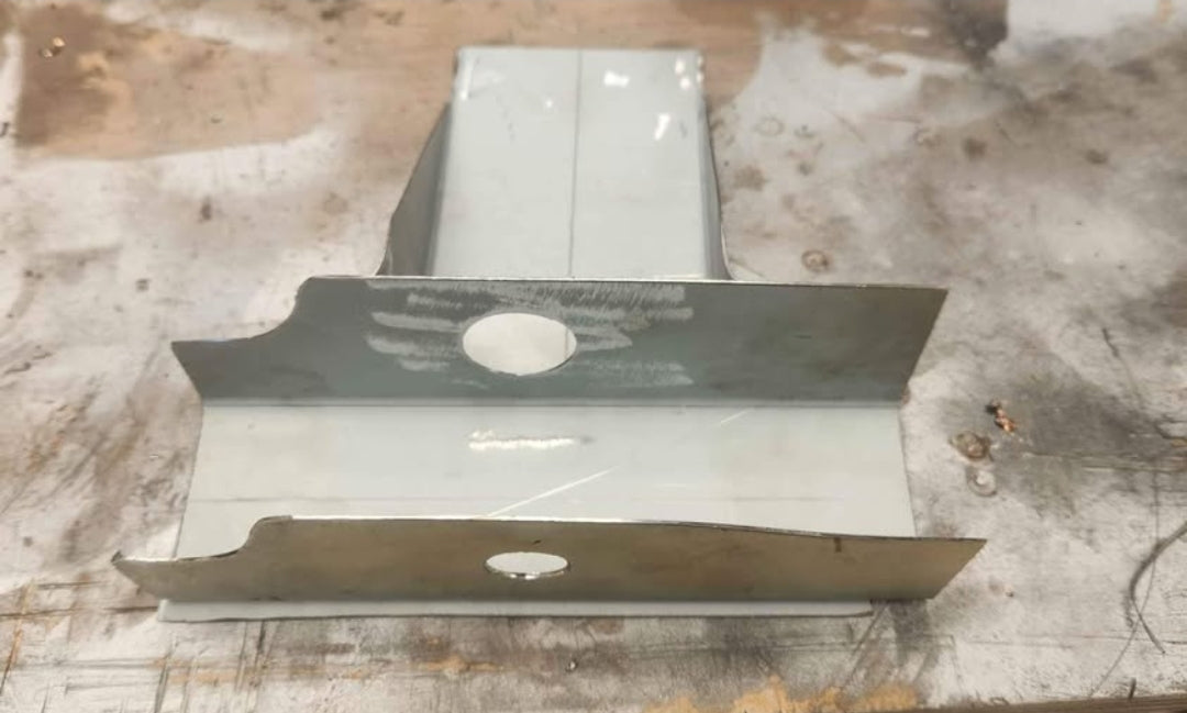 Y60 GQ RADIATOR SUPPORT REPAIR PANEL KIT (LEFT)