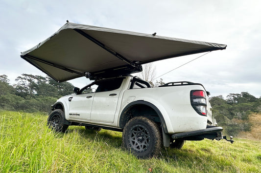 Fantail 180 Car Rooftop Awning