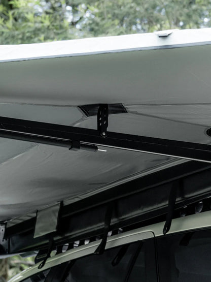 Fantail 180 Car Rooftop Awning